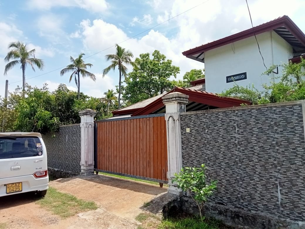 HOUSE FOR SALE KURUNEGALA GEPALLAWA